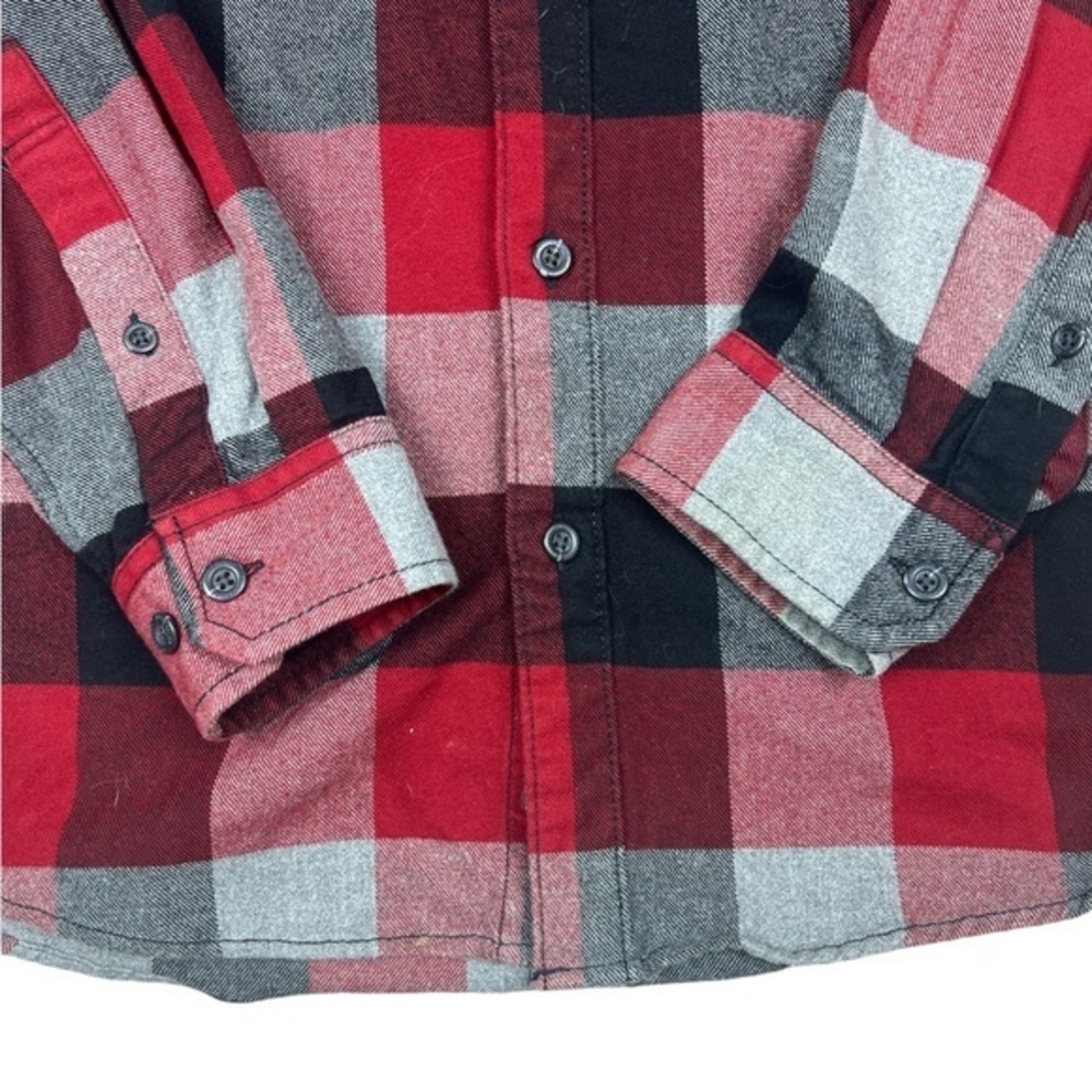 Eddie Bauer Flannel Shirt Men’s Medium Red Black Gray Buffalo‎ Plaid Classic fit - Picture 3 of 7